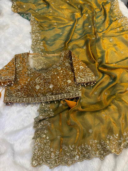 JP51 - Grand readymade blouse + saree combo