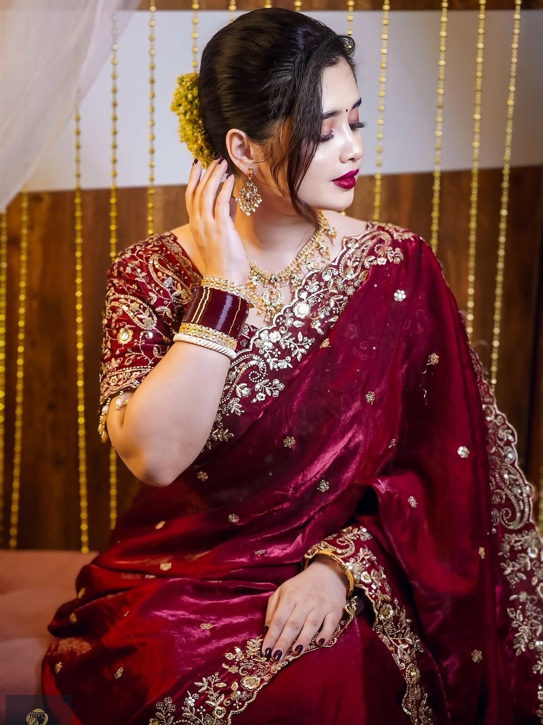JP51 - Grand readymade blouse + saree combo