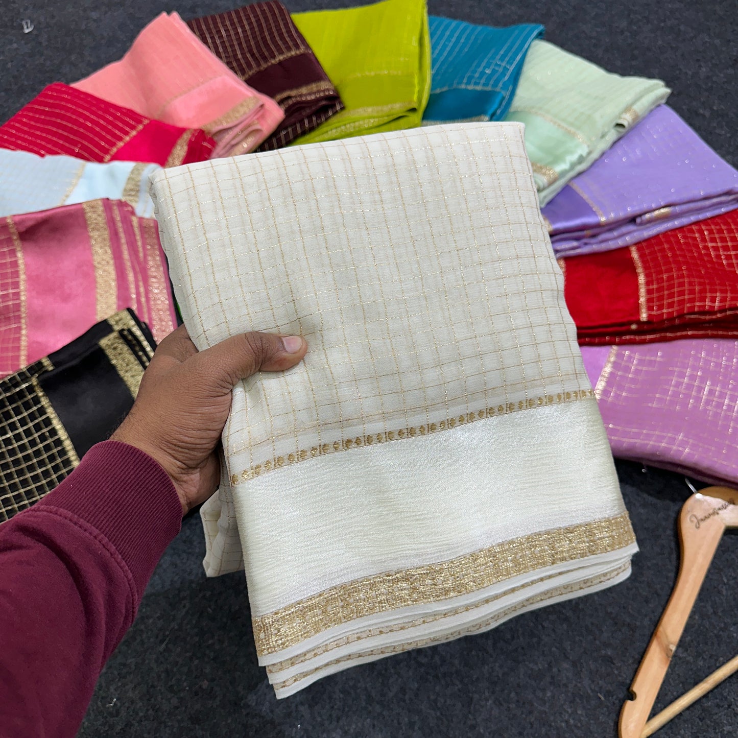 JV03 - Viscose Georgette Saree