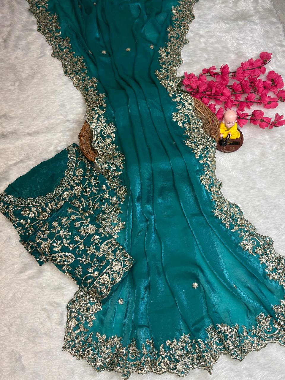 Shimari Fendy Silk Saree - Musafir